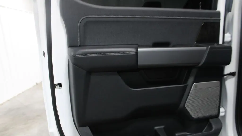 2024 Ford F-250 Super Duty Platinum