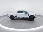 2025 F-250 Super Duty Thumbnail 2