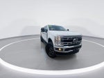 2025 F-250 Super Duty Thumbnail 3