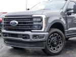 2025 F-250 Super Duty Thumbnail 3