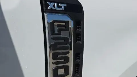 2025 Ford F-250 Super Duty XL