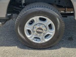 2025 F-250 Super Duty Thumbnail 6