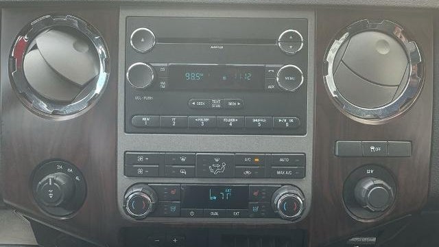2011 Ford F-250 Super Duty XL