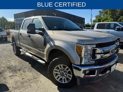 2017 Ford F-250 Super Duty 4X4 XLT 4DR Crew Cab 6.8 FT. SB Pickup