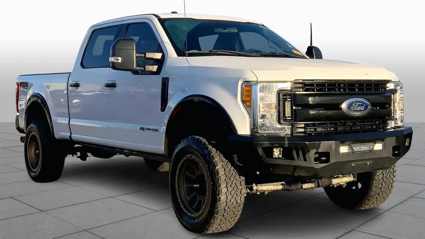 2017 Ford F-250 Super Duty XLT