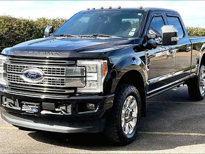 2018 Ford F-250 Super Duty 4X4 Limited 4DR Crew Cab 6.8 FT. SB Pickup