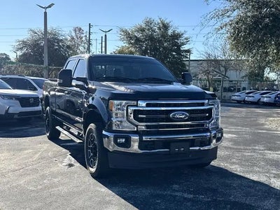2022 Ford F-250 Super Duty 4X4 Lariat 4DR Crew Cab 8 FT. LB Pickup