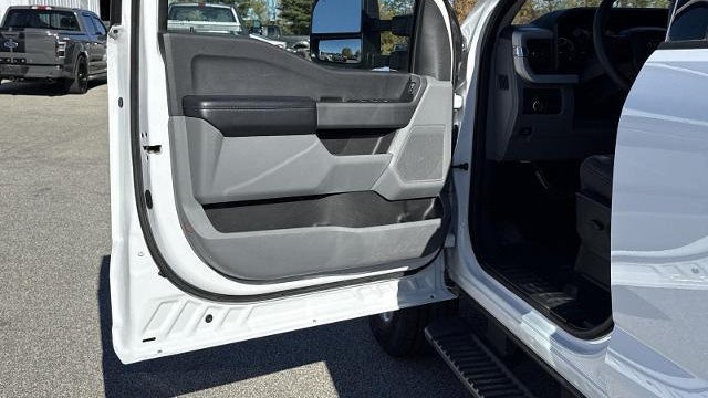 2024 Ford F-250 Super Duty Platinum