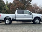 2024 F-250 Super Duty Thumbnail 3