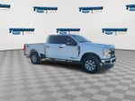 2024 F-250 Super Duty Thumbnail 2