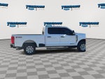 2024 F-250 Super Duty Thumbnail 9