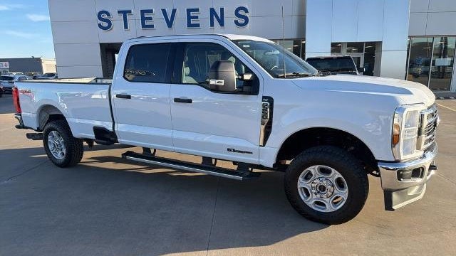 2025 Ford F-250 Super Duty Platinum