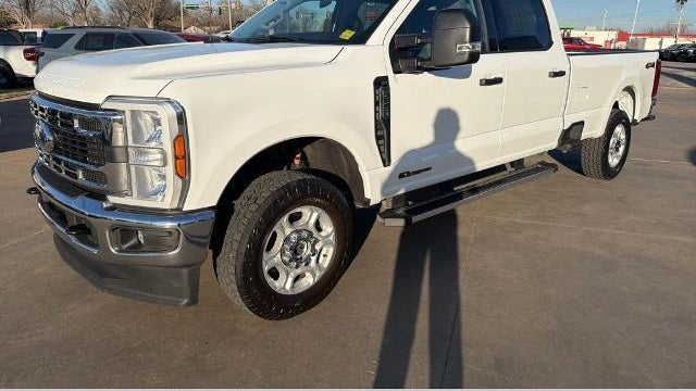 2025 Ford F-250 Super Duty Platinum