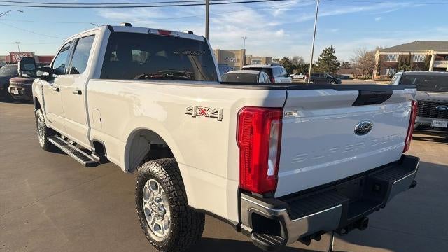 2025 Ford F-250 Super Duty Platinum