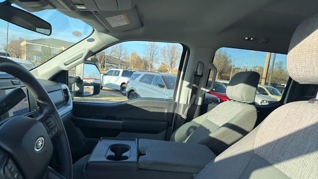 2025 Ford F-250 Super Duty Platinum