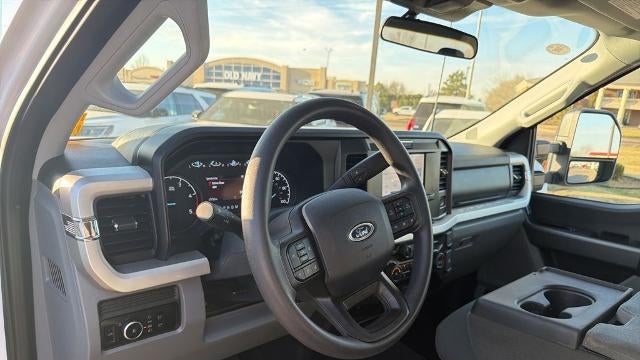 2025 Ford F-250 Super Duty Platinum