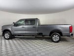 2025 F-250 Super Duty Thumbnail 4