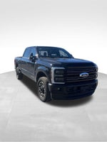 2025 F-250 Super Duty Thumbnail 4