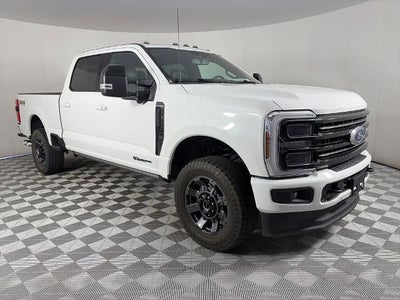 2025 Ford F-250 Super Duty 4X4 Platinum 4DR Crew Cab 8 FT. LB Pickup