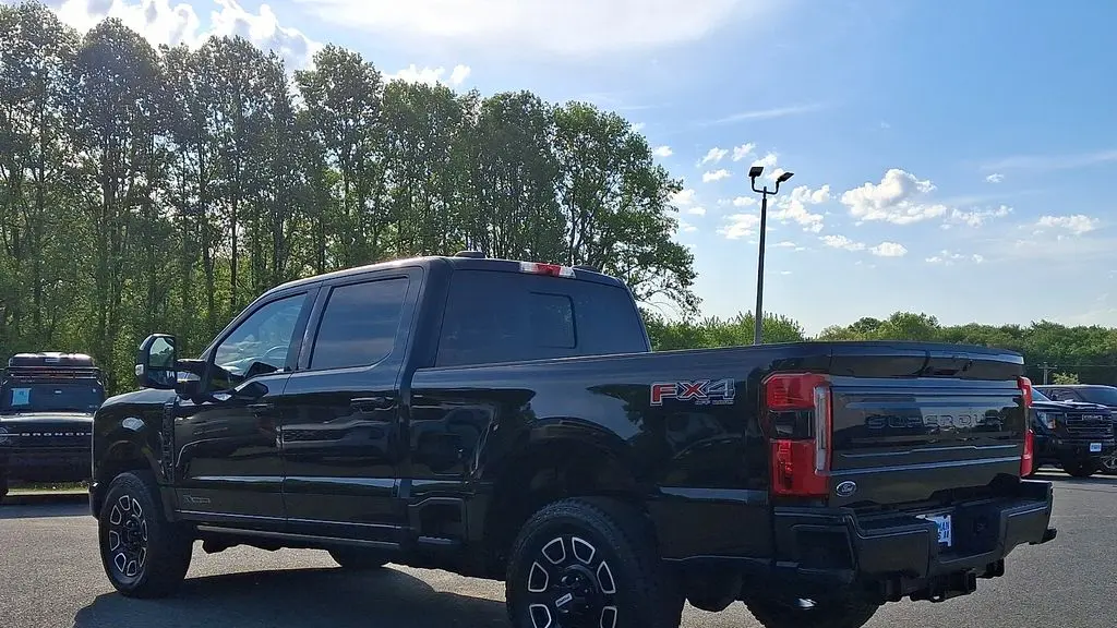2025 Ford F-250 Super Duty XLT