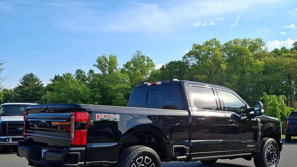 2025 Ford F-250 Super Duty XLT