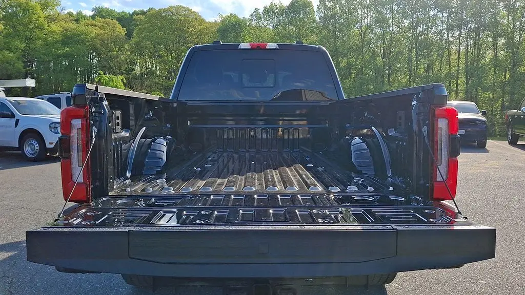 2025 Ford F-250 Super Duty XLT