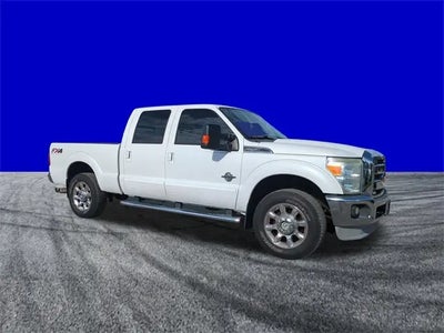 2014 Ford F-250 Super Duty 4X4 Lariat 4DR Crew Cab 6.8 FT. SB Pickup