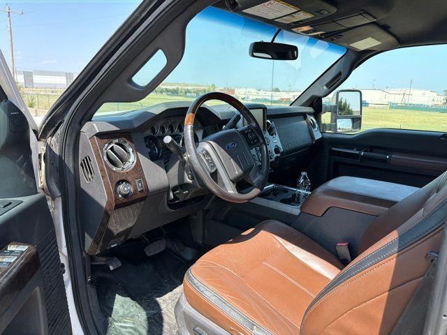 2016 Ford F-250 Super Duty Platinum — photo 1 of 4