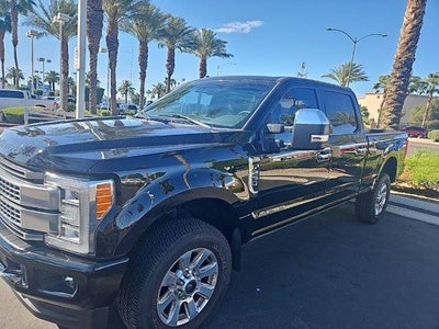 2018 Ford F-250 Super Duty 4X4 Limited 4DR Crew Cab 6.8 FT. SB Pickup