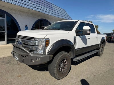 2018 Ford F-250 Super Duty 4X4 Lariat 4DR Crew Cab 8 FT. LB Pickup