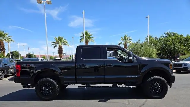 2019 Ford F-250 Super Duty Lariat