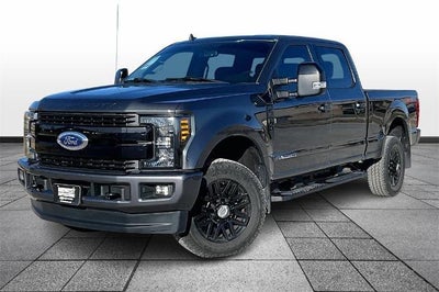 2019 Ford F-250 Super Duty 4X4 Lariat 4DR Crew Cab 6.8 FT. SB Pickup