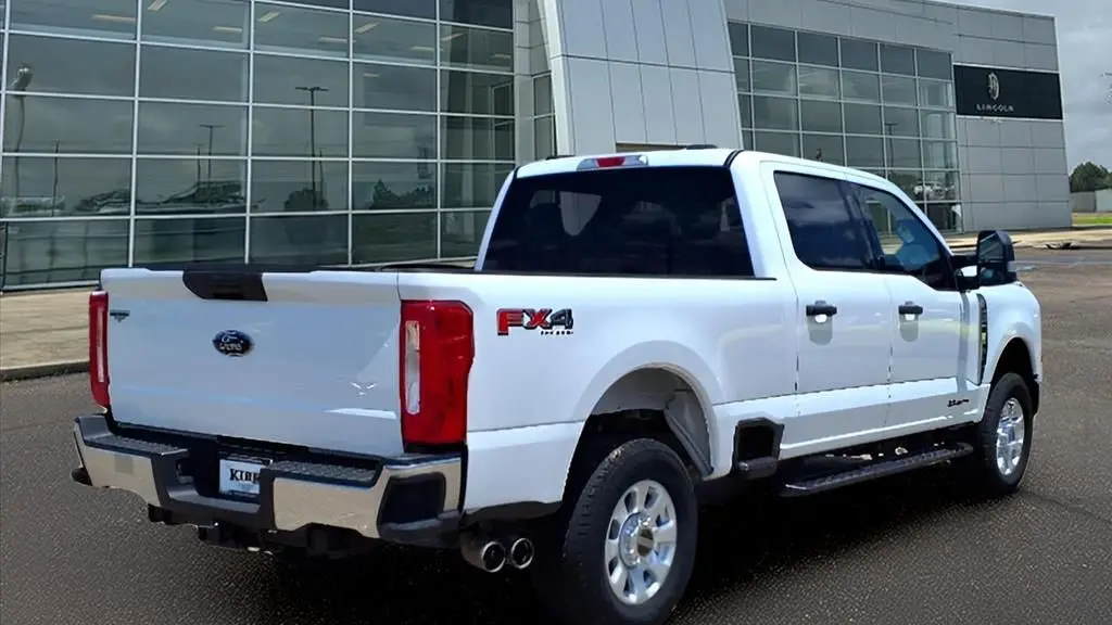 2024 Ford F-250 Super Duty XLT