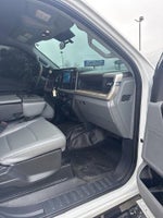2024 F-250 Super Duty Thumbnail 12