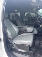2024 F-250 Super Duty Thumbnail 13