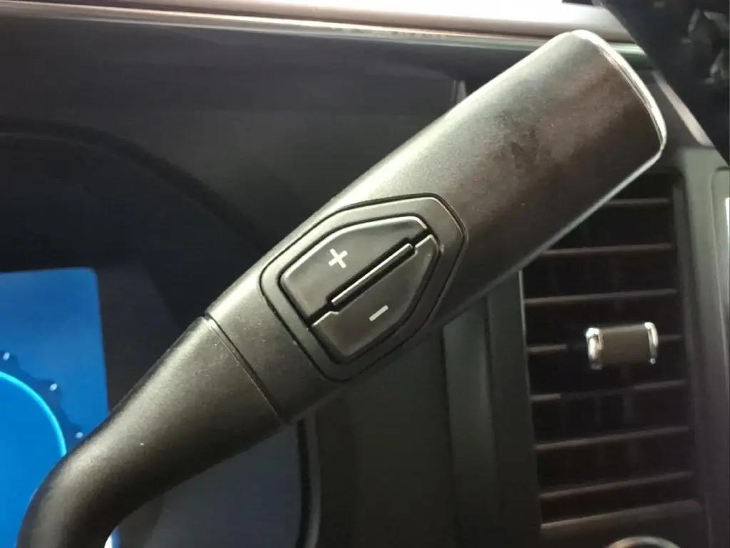 2025 Ford F-250 - $79,995