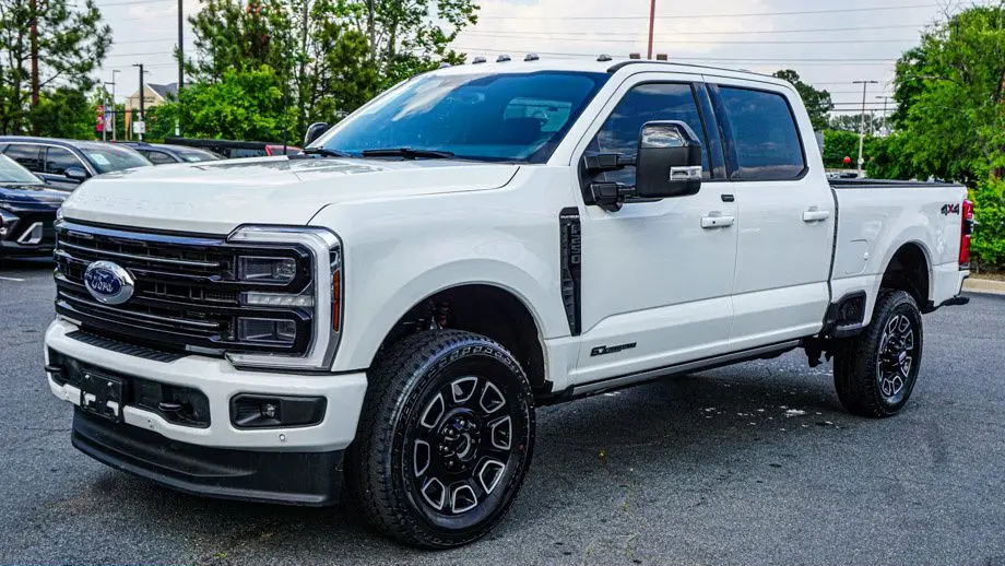 2025 Ford F-250 Super Duty Platinum