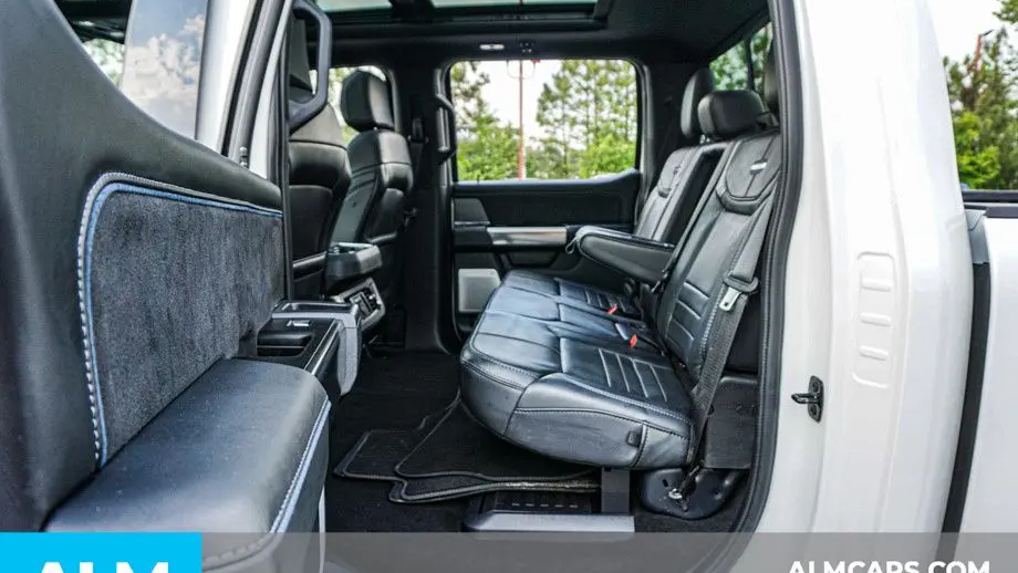 2025 Ford F-250 Super Duty Platinum