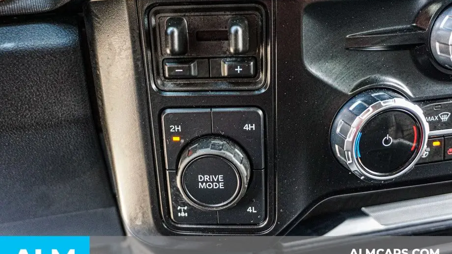 2025 Ford F-250 Super Duty Platinum
