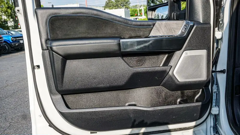 2025 Ford F-250 Super Duty Platinum