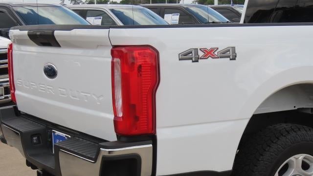 2025 Ford F-250 Super Duty Platinum