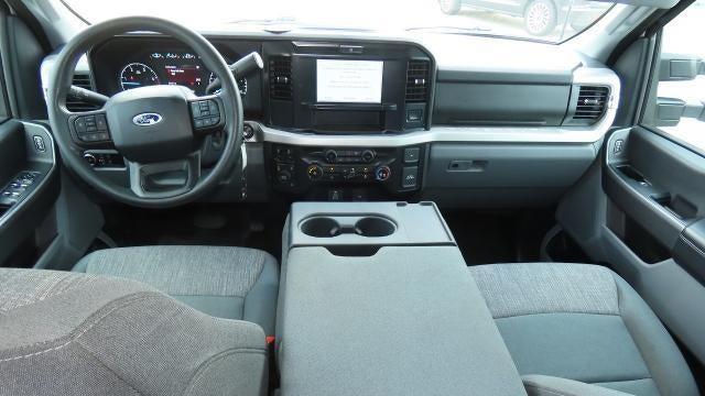 2025 Ford F-250 Super Duty Platinum
