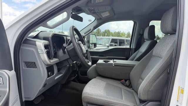 2025 Ford F-250 Super Duty XL