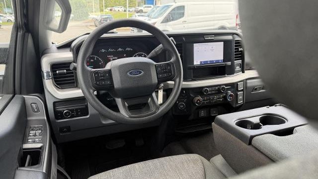 2025 Ford F-250 Super Duty XL