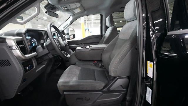 2025 Ford F-250 Super Duty XLT