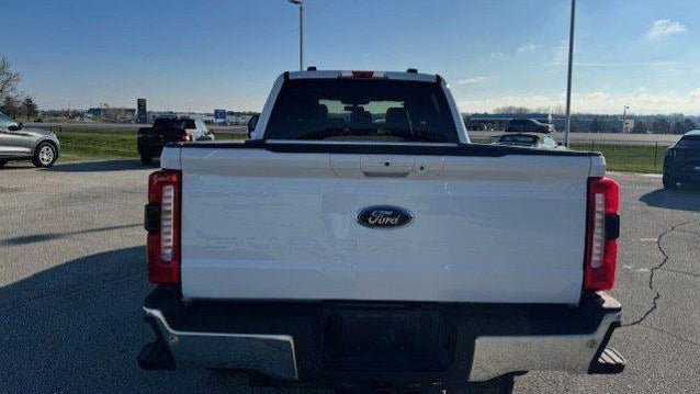 2025 Ford F-250 Super Duty Platinum