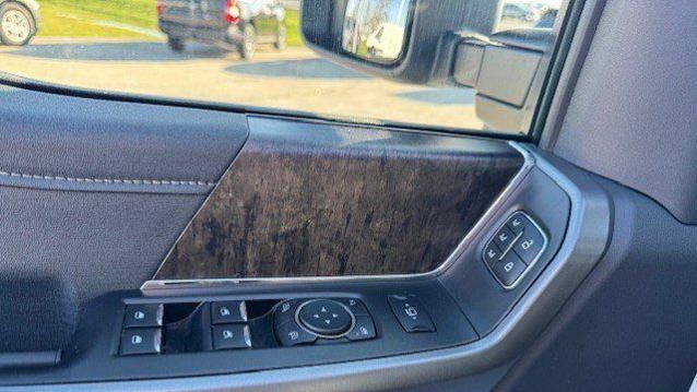 2025 Ford F-250 Super Duty Platinum