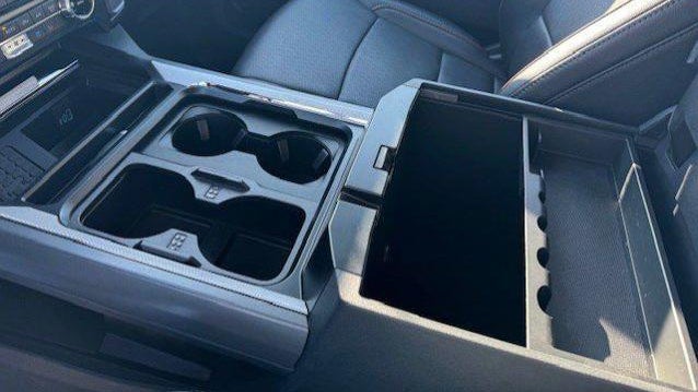 2025 Ford F-250 Super Duty Platinum