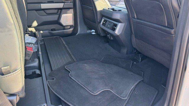 2025 Ford F-250 Super Duty Platinum
