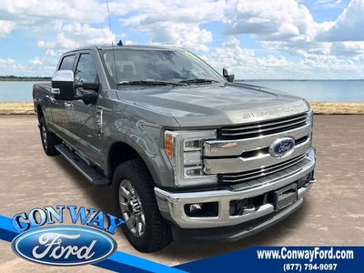 2019 Ford F-250 Super Duty 4X4 Lariat 4DR Crew Cab 6.8 FT. SB Pickup